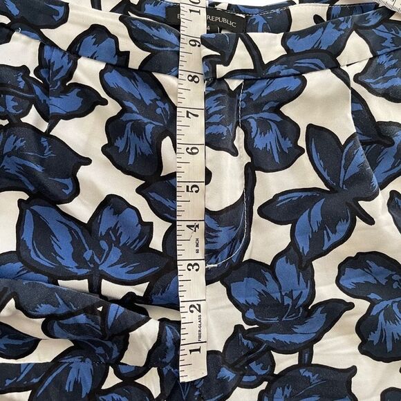 🌸 Banana Republic Cropped Floral Pants Bottoms 4 - Picture 4 of 7